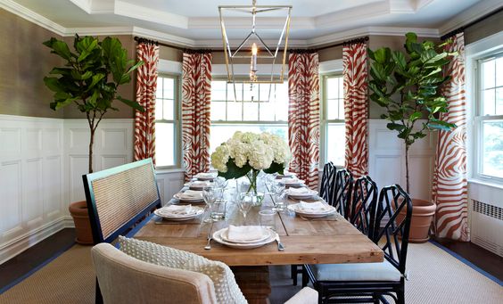 rustic Dutch colonial dining room