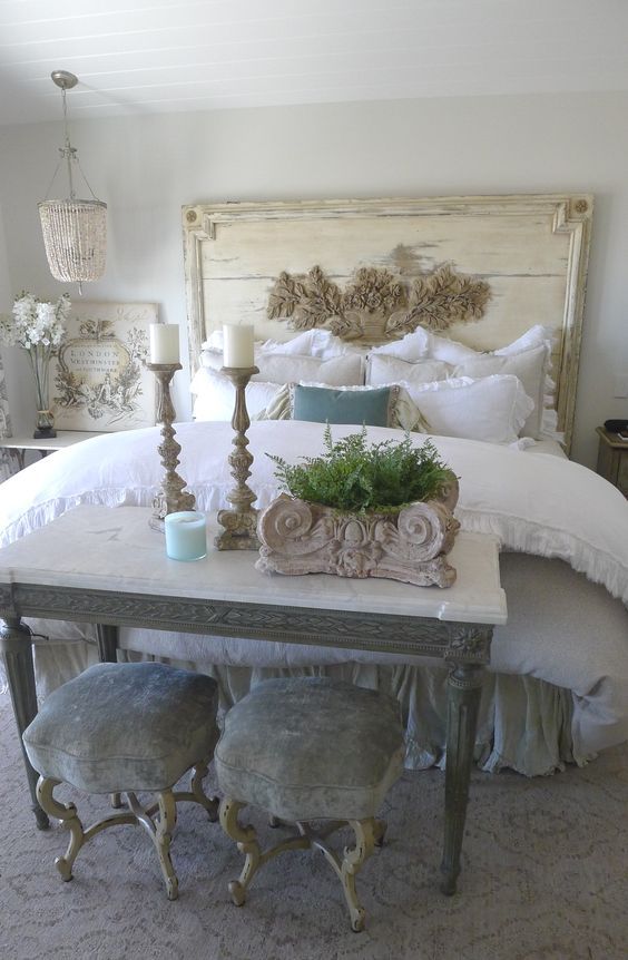 beige wall for shabby chic bedroom