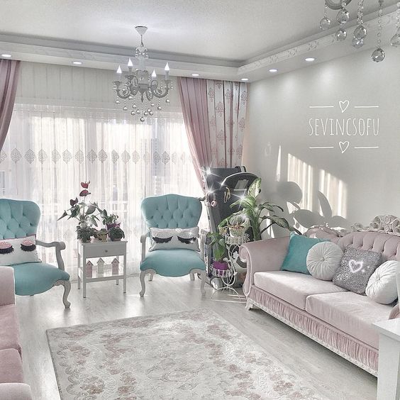 lovely soft palette for shabby chic living room decor