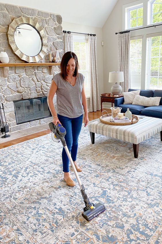 effective cleaning using vacuum cleaner 