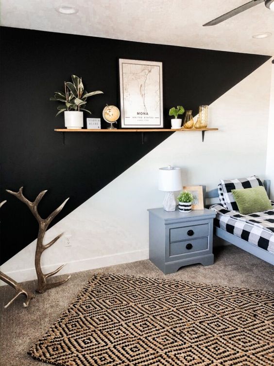 Diagonal accent wall idea