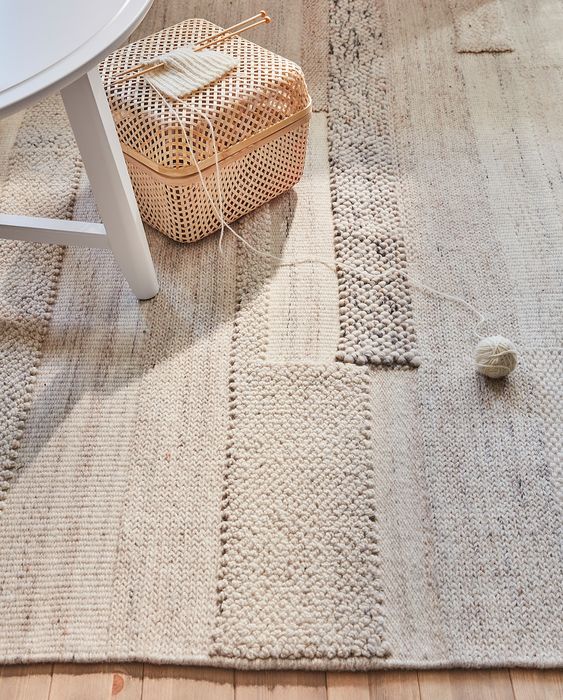 neutral rug to decorate any living space