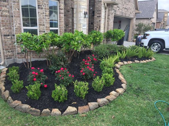 small flower bed for front yard