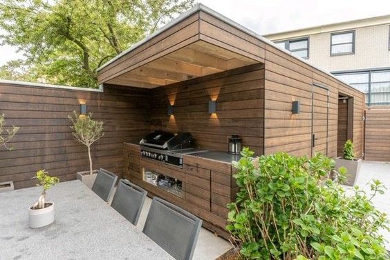 Beautiful outdoor kitchen