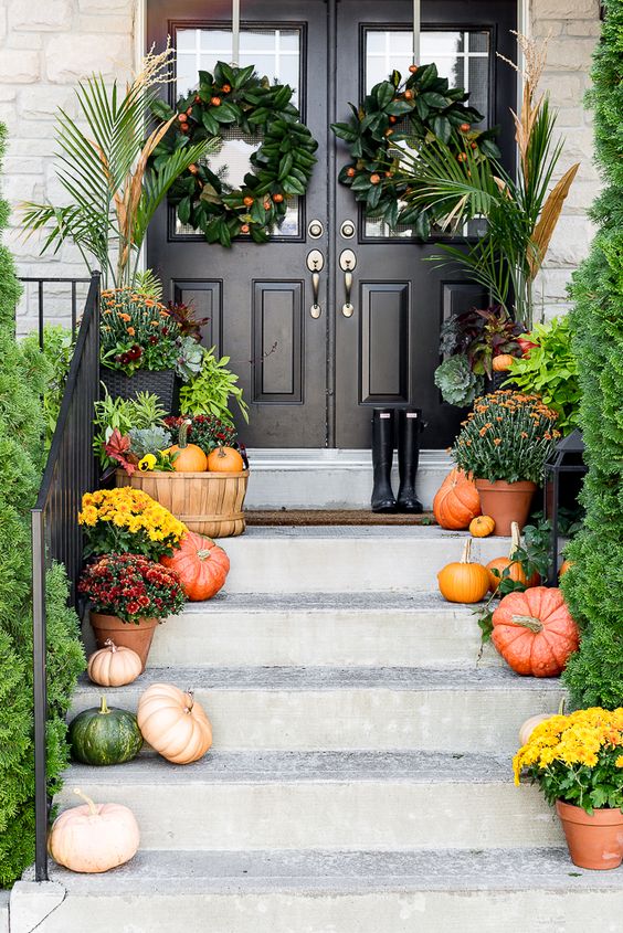 pumpkin front porch idea