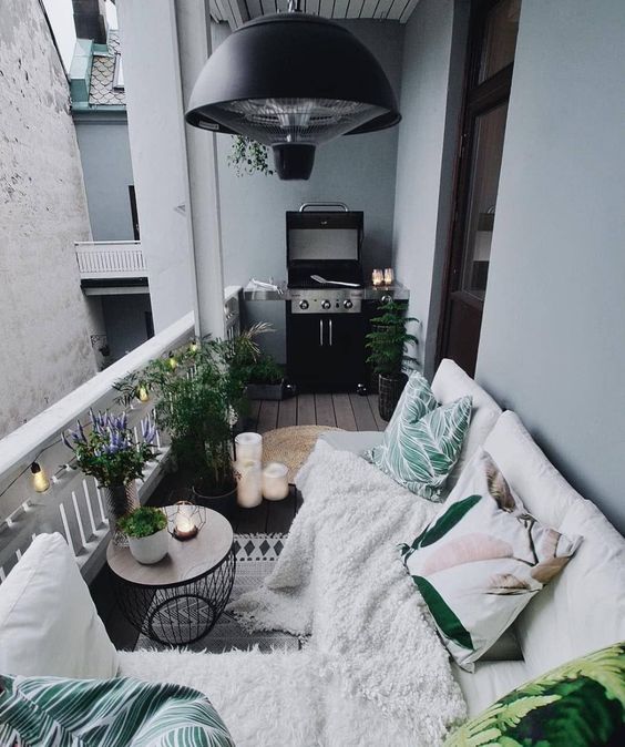 cozy apartment balcony ideas