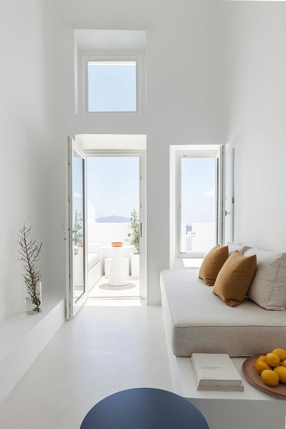 minimalist white interior nuances