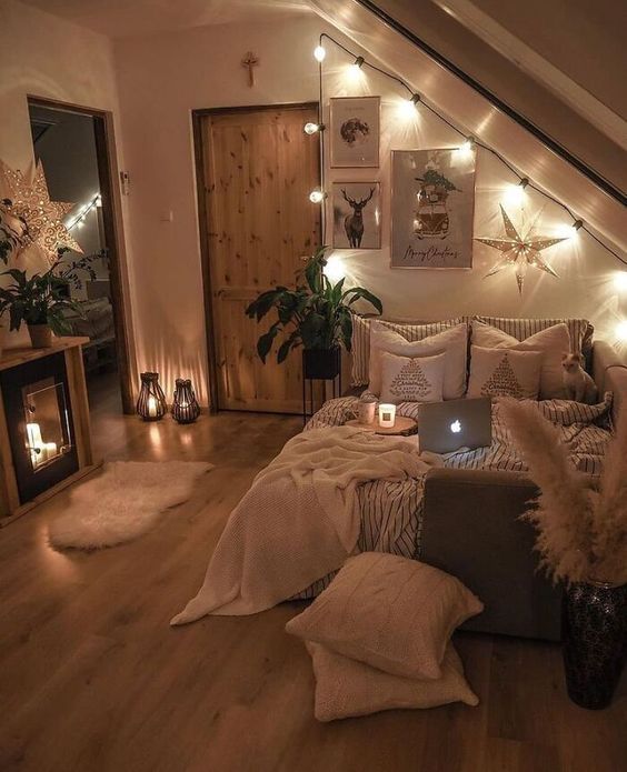 beautiful warm room decor