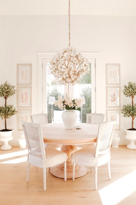 elegant fresh small dining room